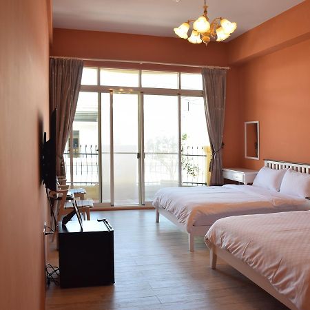 Red Roof B&B T'ai-tung Exterior foto